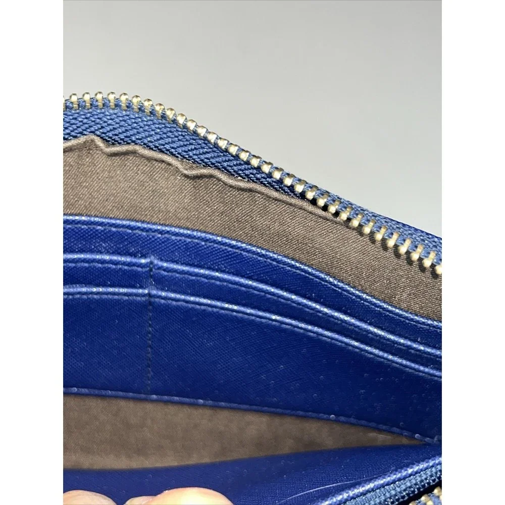 Simply Southern navy clutch With Numerous‎ Pockets Card Holder Slots Zip Pocket